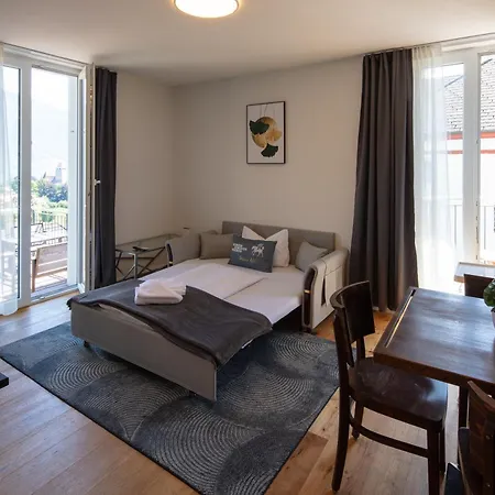 Berg & Berg - Self-check-in Апарт-отель 3*