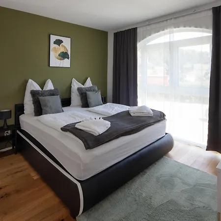 Berg & Berg - Self-check-in Spiez