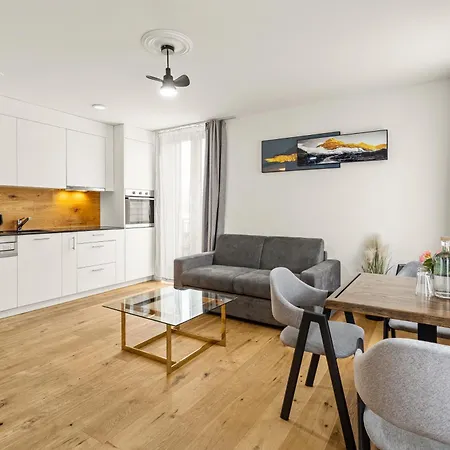 Apartmanhotel Berg & Berg - Self-check-in Spiez