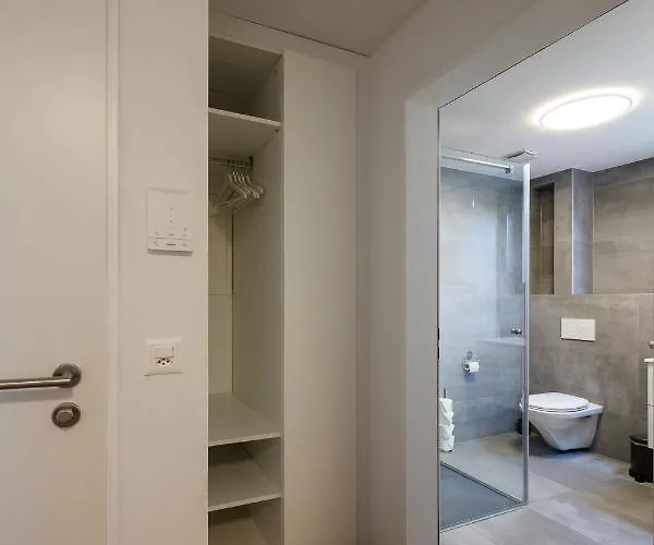 Berg & Berg - Self-check-in 3* Spiez