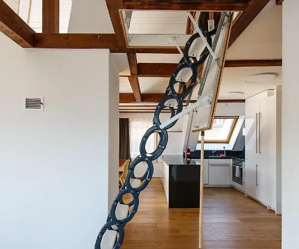 Berg & Berg - Self-check-in Aparthotel