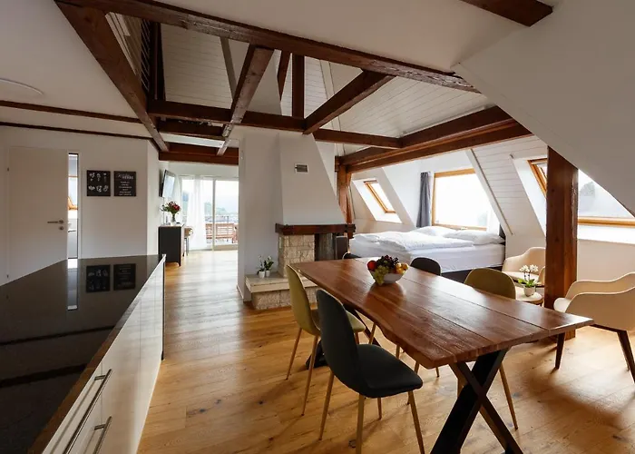 Berg & Berg - Self-check-in Aparthotel 3*