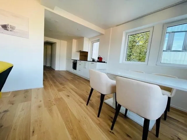 Berg & Berg - Self-check-in Apartmanhotel