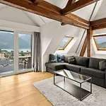 Berg & Berg - Self-check-in 4* Spiez
